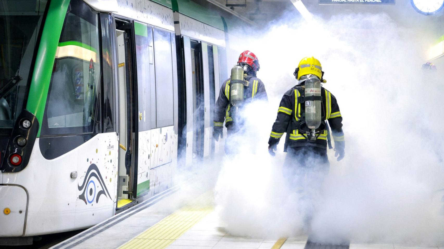 No es la inauguración del Metro de Málaga al Centro, es un simulacro de emergencia