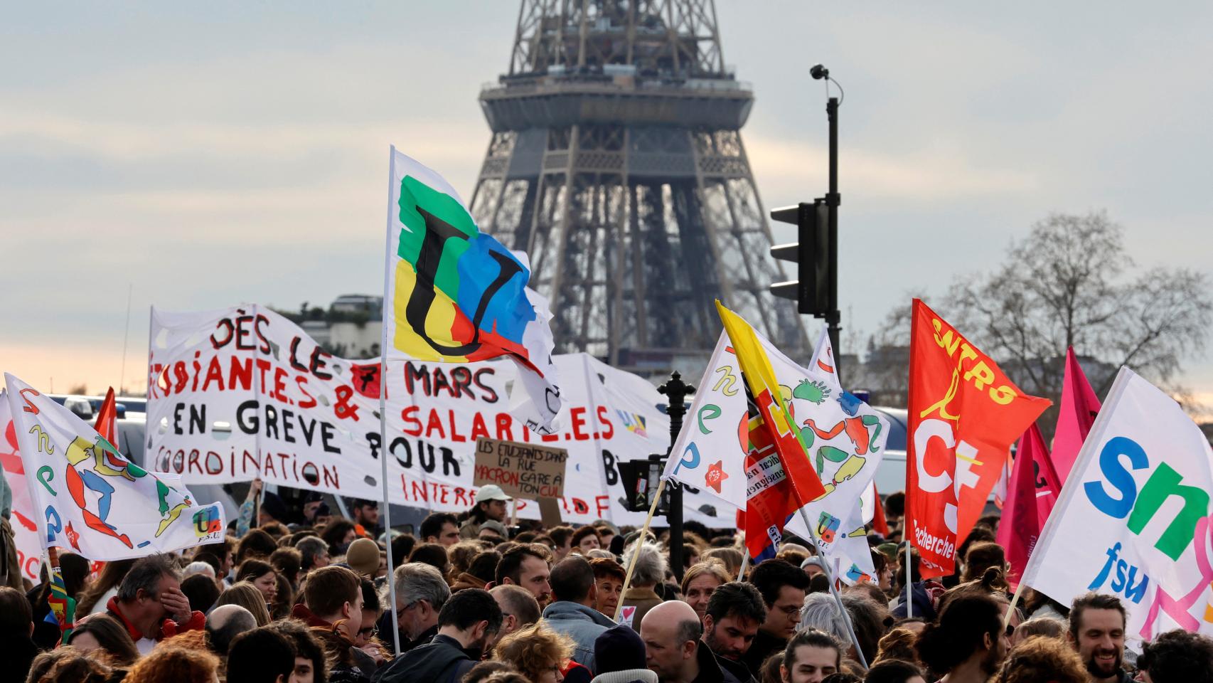 La Crisis De Francia En Seis Mitos Y Un Número: De La Popularidad De ...