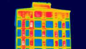 Imagen infrarroja de un edificio.