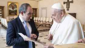 El Papa Francisco recibe en audiencia privada a un reconocido toledano