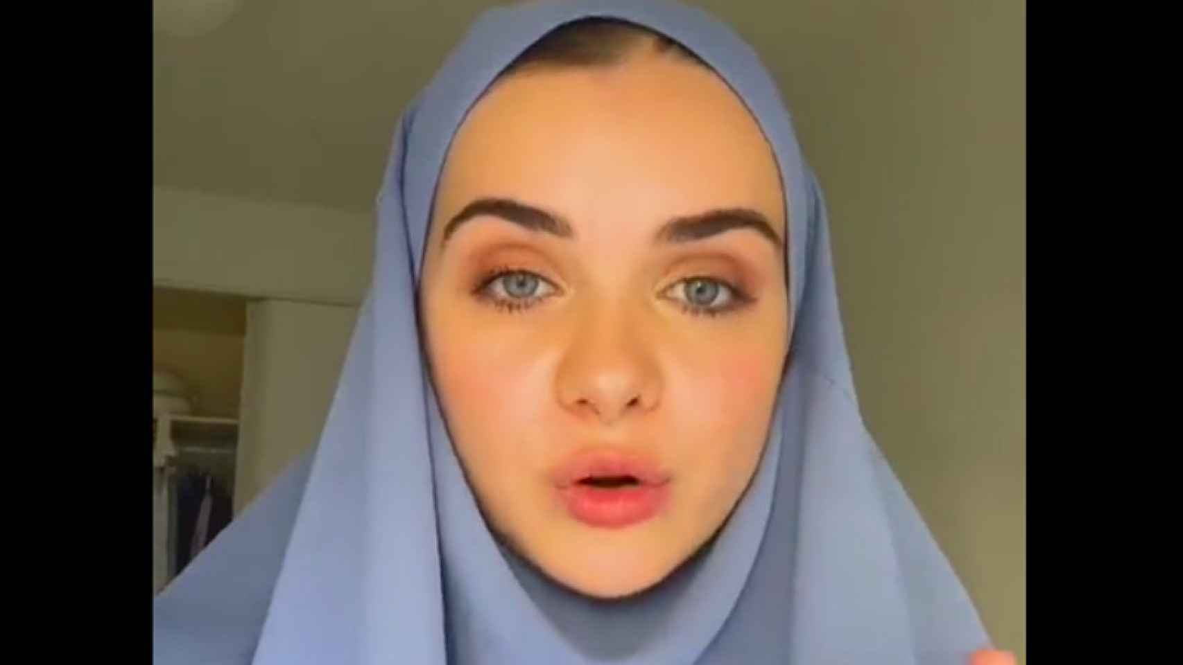 Captura del polémico vídeo de Marina Yers con 'hiyab'.