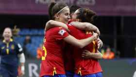 Las jugadoras españolas celebran uno de los goles.