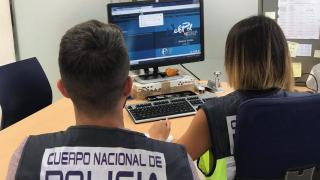 Detenida en Málaga una joven de 20 años por una amenaza de bomba en un centro comercial