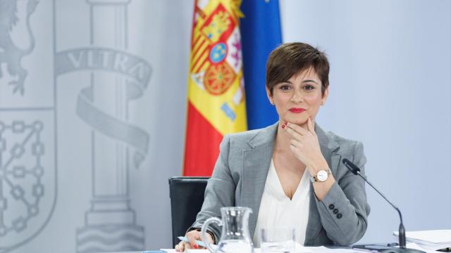 La portavoz del Gobierno y ministra de Política Territorial, Isabel Rodríguez, durante una rueda de prensa posterior al Consejo de Ministros, en el Palacio de La Moncloa. Foto: Eduardo Parra / Europa Press
