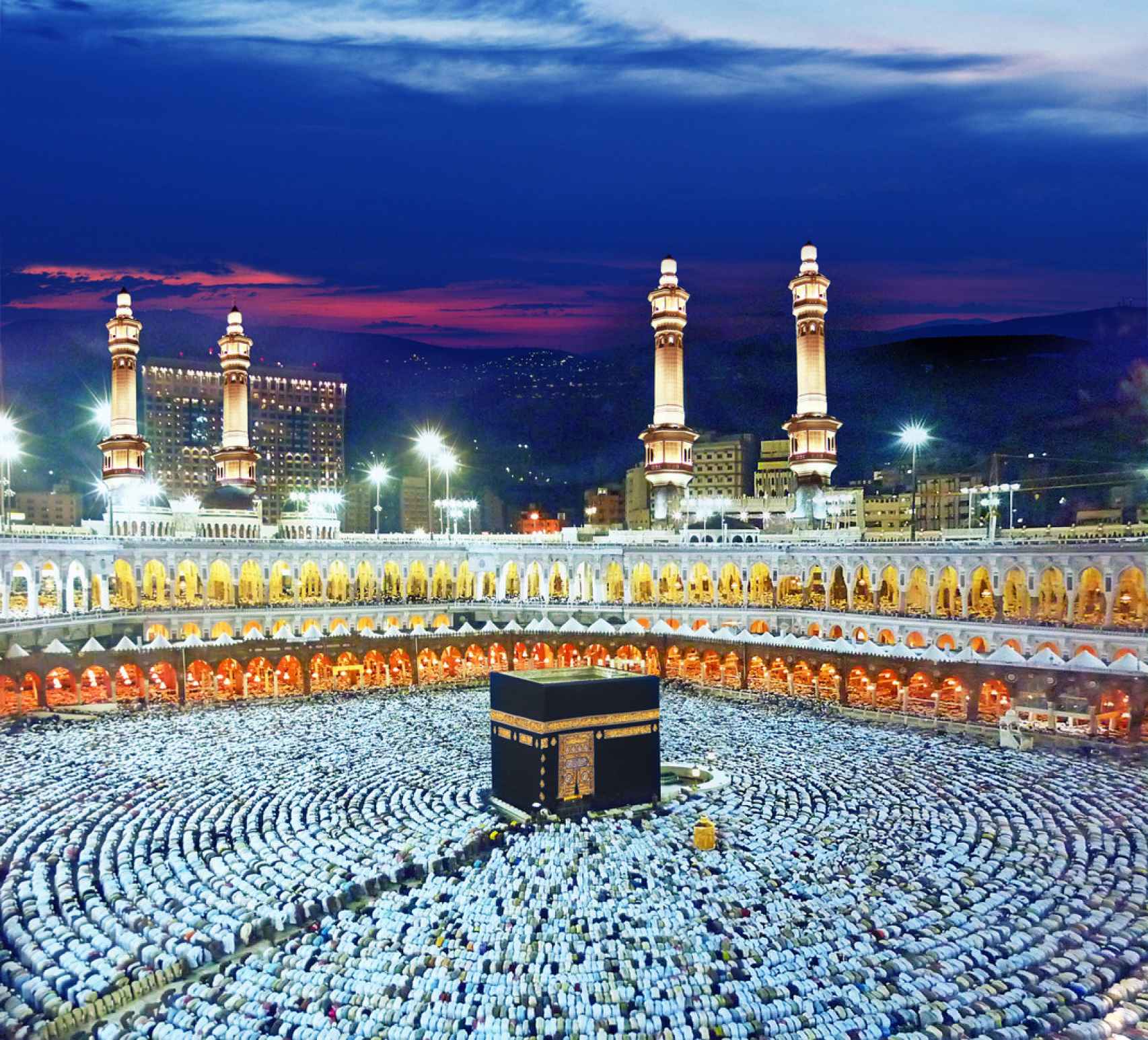Miles de musulmanes rezan en La Meca (Arabia Saudí).