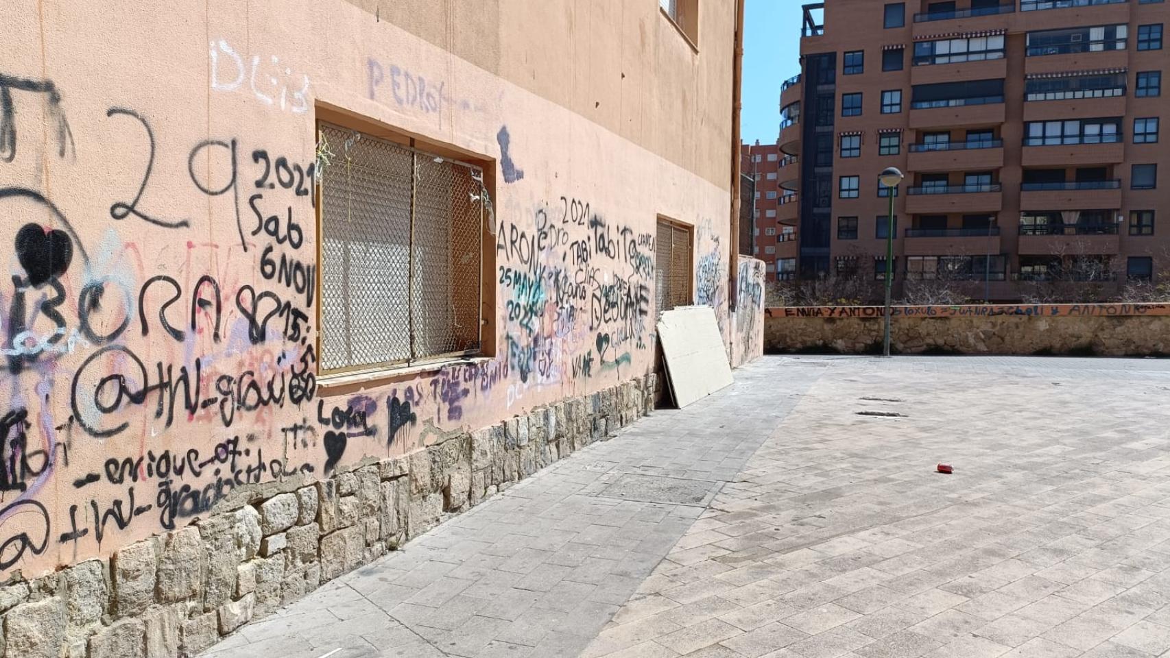 El colegio Maestro López Soria por dentro.
