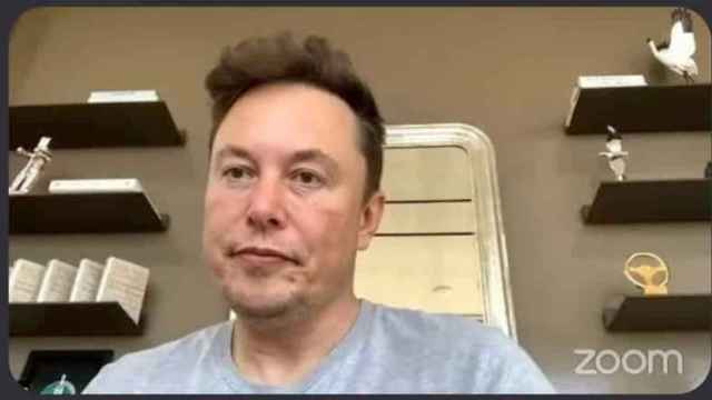 Elon Musk está apareciendo en canales de YouTube hackeados, pero es sólo una imagen
