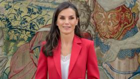La reina Letizia en el Salón Magnolia de Zarzuela.