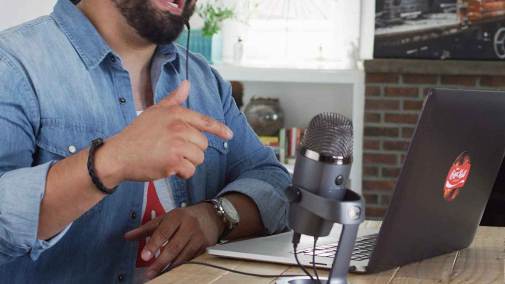 Comienza tu carrera como creador de contenido con este micrófono ¡rebajado en Amazon un 31%!