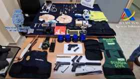 Imagen de todo lo que se ha incautado en la operación contra una banda criminal en Madrid.