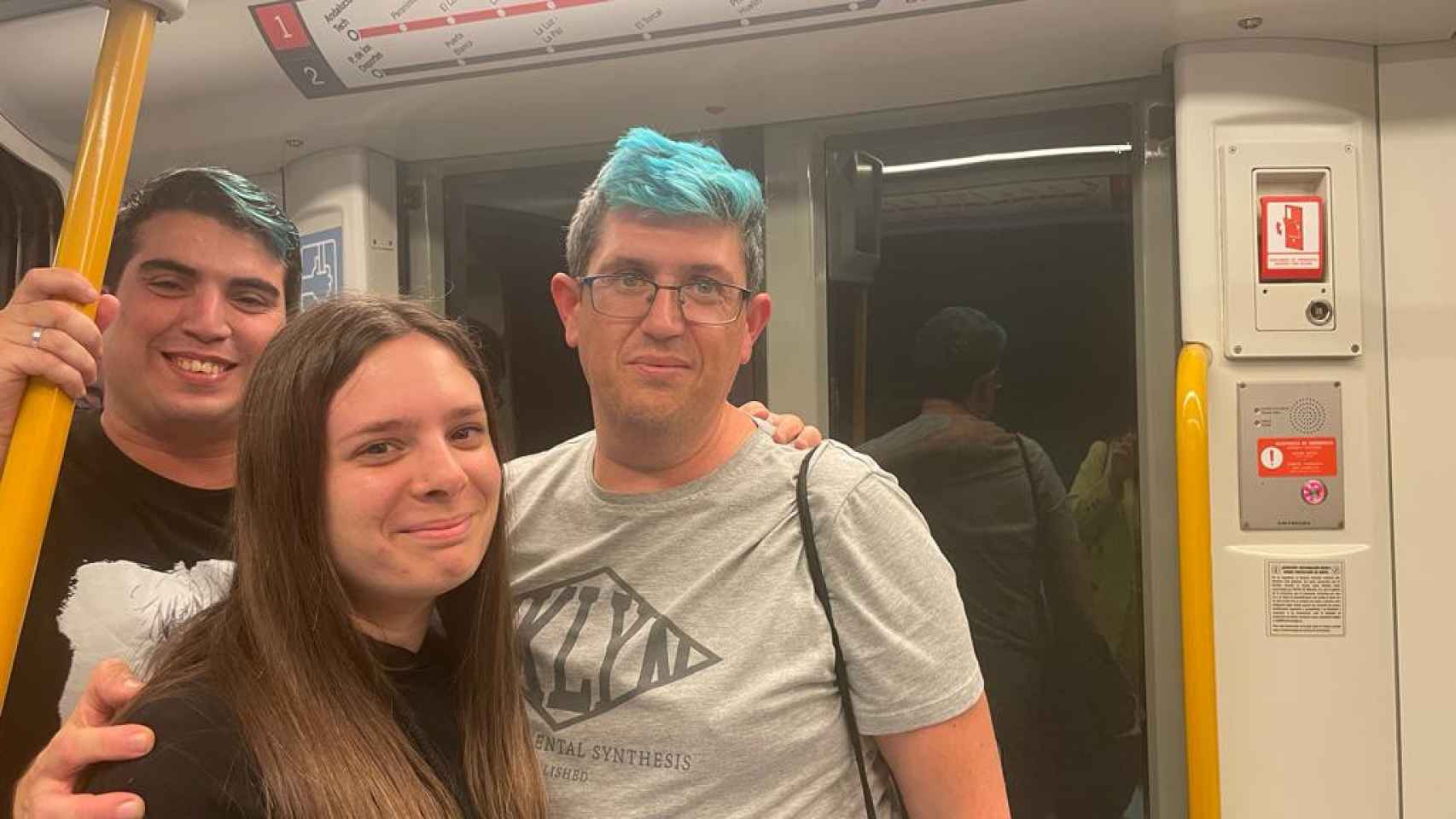 José y Dani, en el Metro.