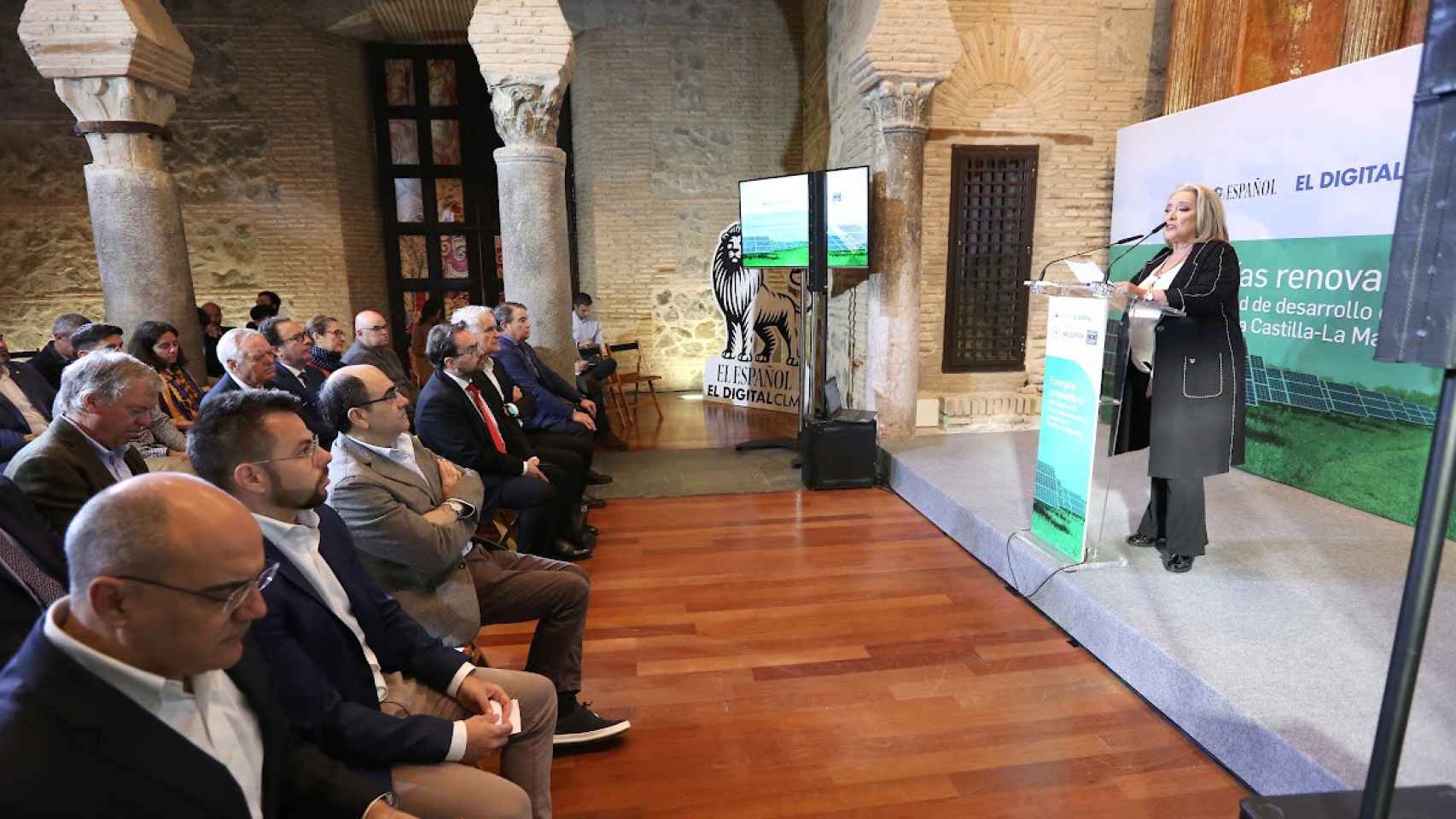 Esther Esteban, presidenta de EL ESPAÑOL EL DIGITAL CLM, ha presentado el Foro de Energías Renovables con Cepsa