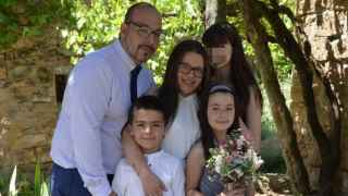 Una familia valenciana se muda a un pequeño pueblo para ayudar a su hijo con TDAH: "Ya no volvemos"