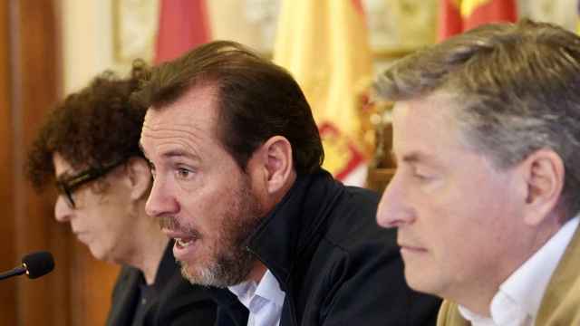 El alcalde de Valladolid, Óscar Puente, comparece en rueda de prensa sobre Servicio de Ayuda Domicilio (SAD) Tecnológico