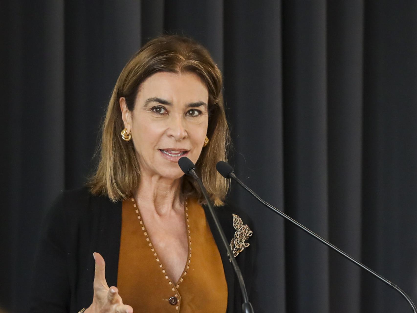 Carmen Posadas.