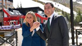 El presidente de la Junta, Juanma Moreno, junto a la alcaldesa de Granada, Marifrán Carazo, en una imagen de archivo.