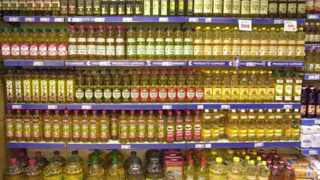 Sección del supermercado de aceites.