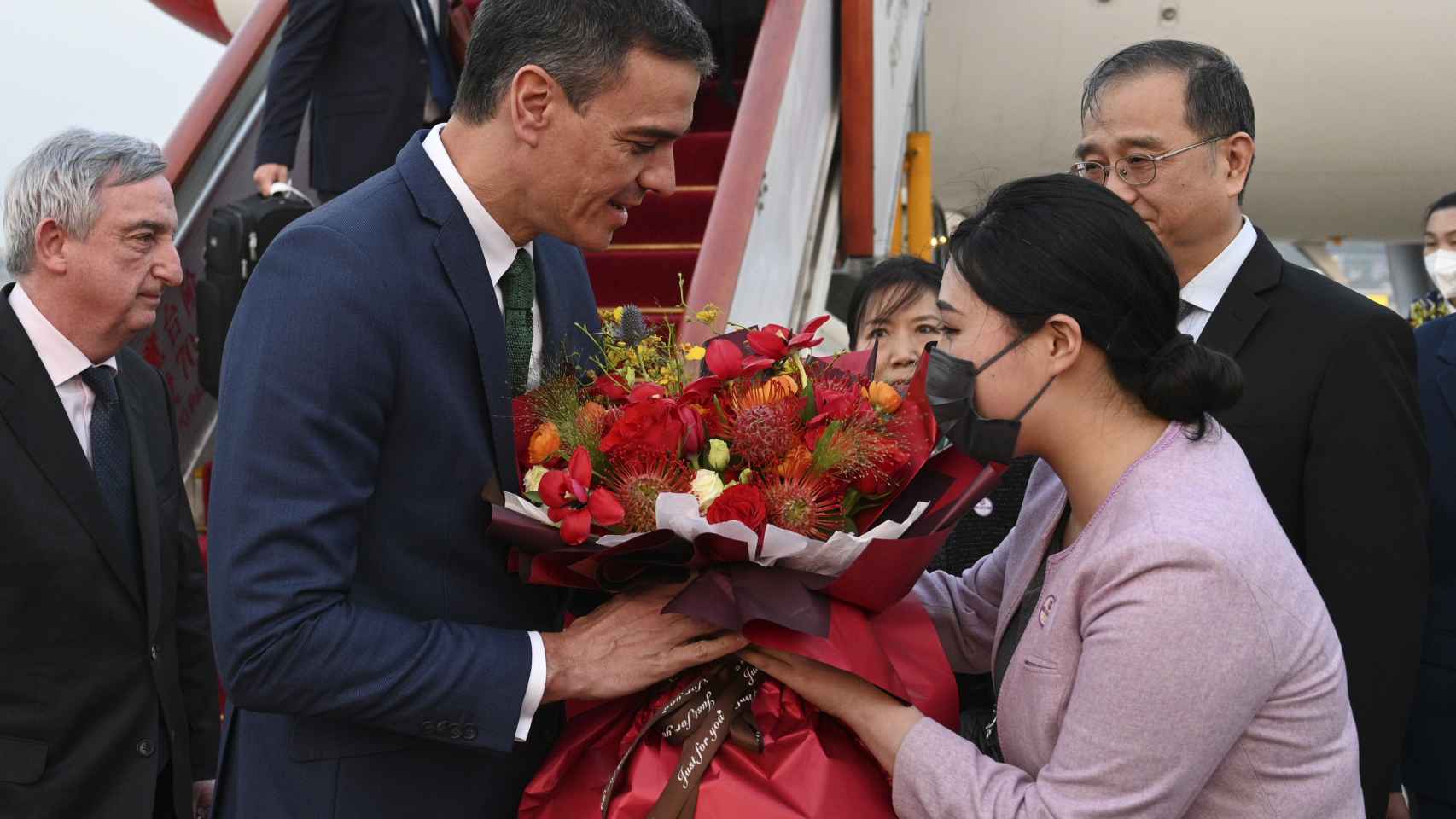 Pedro Sánchez a su llegada a China.