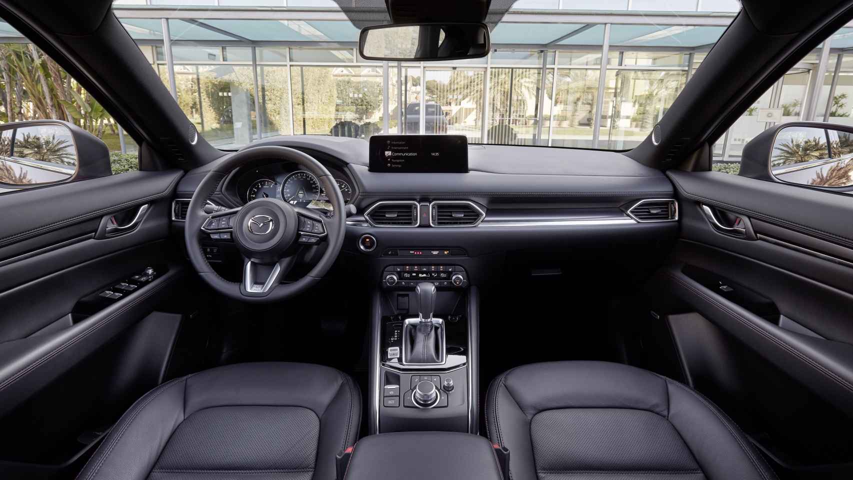 El Mazda CX-5 incorpora una pantalla multimedia mayor de 10,25 pulgadas.