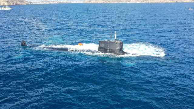 Inmersión del submarino S-81 'Isaac Peral'.