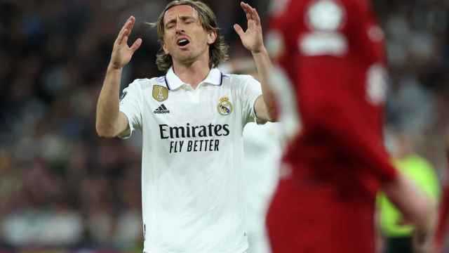 Luka Modric se lamenta tras una ocasión fallada en un partido del Real Madrid
