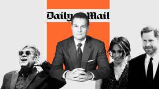 La guerra de Harry, Meghan y Elton John contra lord Rothermere, el dueño del 'Daily Mail' con un imperio de 1.500 millones