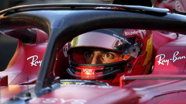 Carlos Sainz Jr., en su Ferrari tras conocer la sanción en el Gran Premio de Australia de la Fórmula 1 de 2023