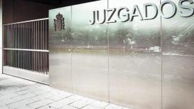 Imagen de la entrada de los juzgados de Burgos.