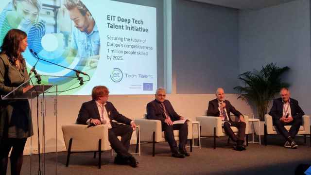 Presentación de la iniciativa europea EIT Deep Talent Initiative en 2021.