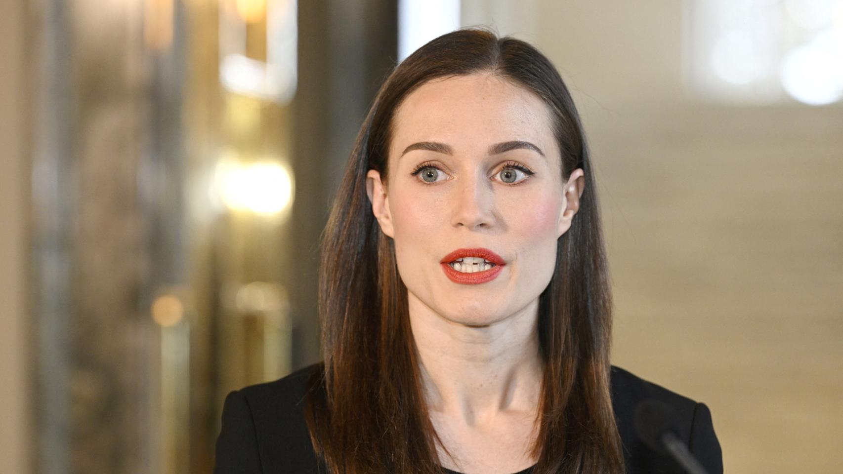 Sanna Marin dimite como líder del Partido Socialdemócrata pero seguirá ...