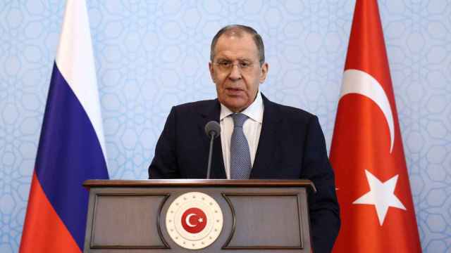 El ministro de Asuntos Exteriores ruso, Serguéi Lavrov, este viernes en Ankara.