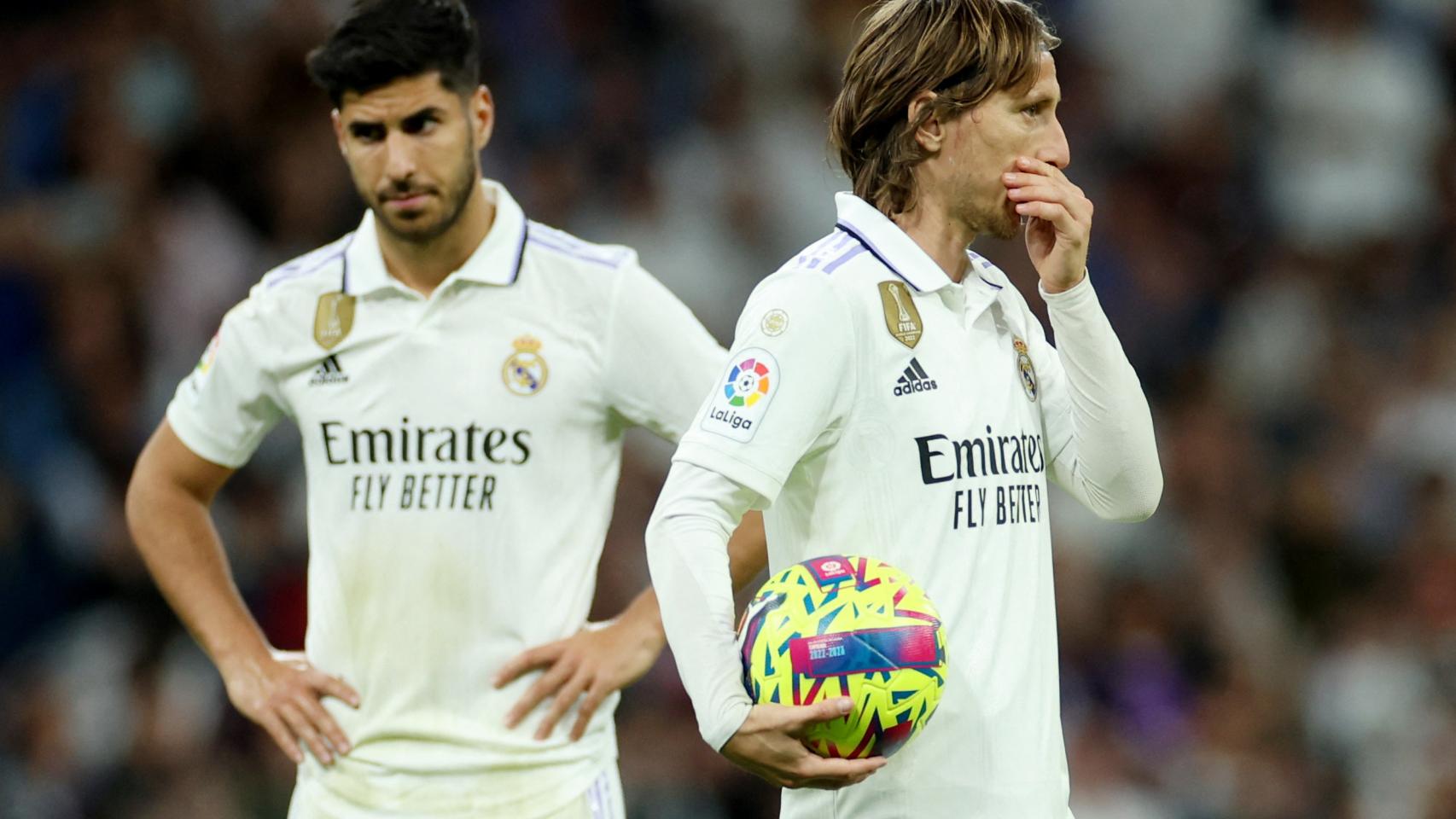 Asensio y Modric, cabizbajos