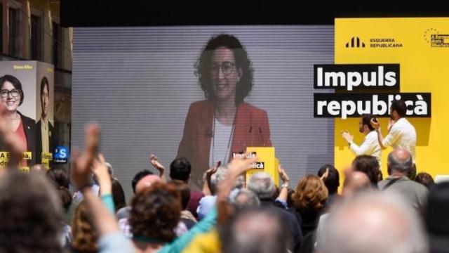 Marta Rovira, durante un mitin de ERC en el que participó desde Suiza.