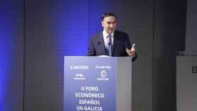 El director y presidente ejecutivo de EL ESPAÑOL, Pedro J. Ramírez, durante su intervención en el II Foro Económico Español 'La Galicia que viene'.