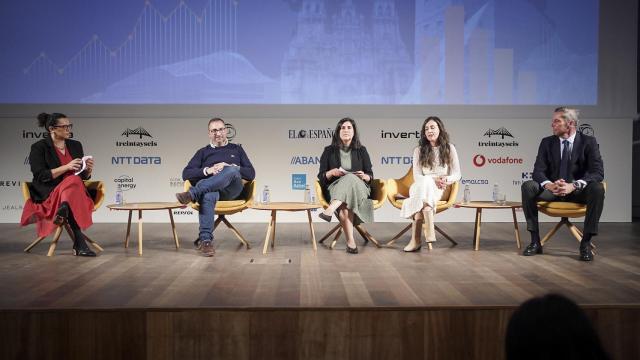 Imagen de la mesa redonda 'Responsabilidad social corporativa y Agenda 2030',  en la segunda jornada del II Foro Económico Español en Galicia 'La Galicia que viene'.