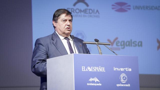 Julio Abalde Alonso, rector de la Universidade da Coruña (UDC), en la apertura de la tarde de la segunda jornada del II Foro Económico Español en Galicia 'La Galicia que viene'.