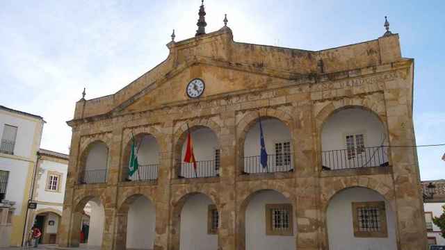 Ayuntamiento de Cortes de la Frontera.