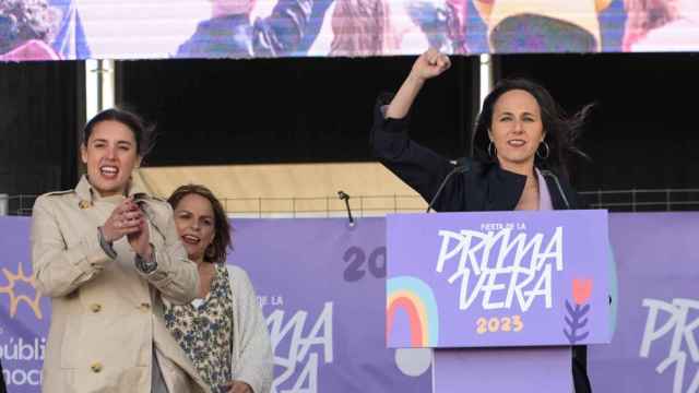 Ione Belarra e Irene Montero, en la fiesta de primavera de Podemos 2023, en Zaragoza.