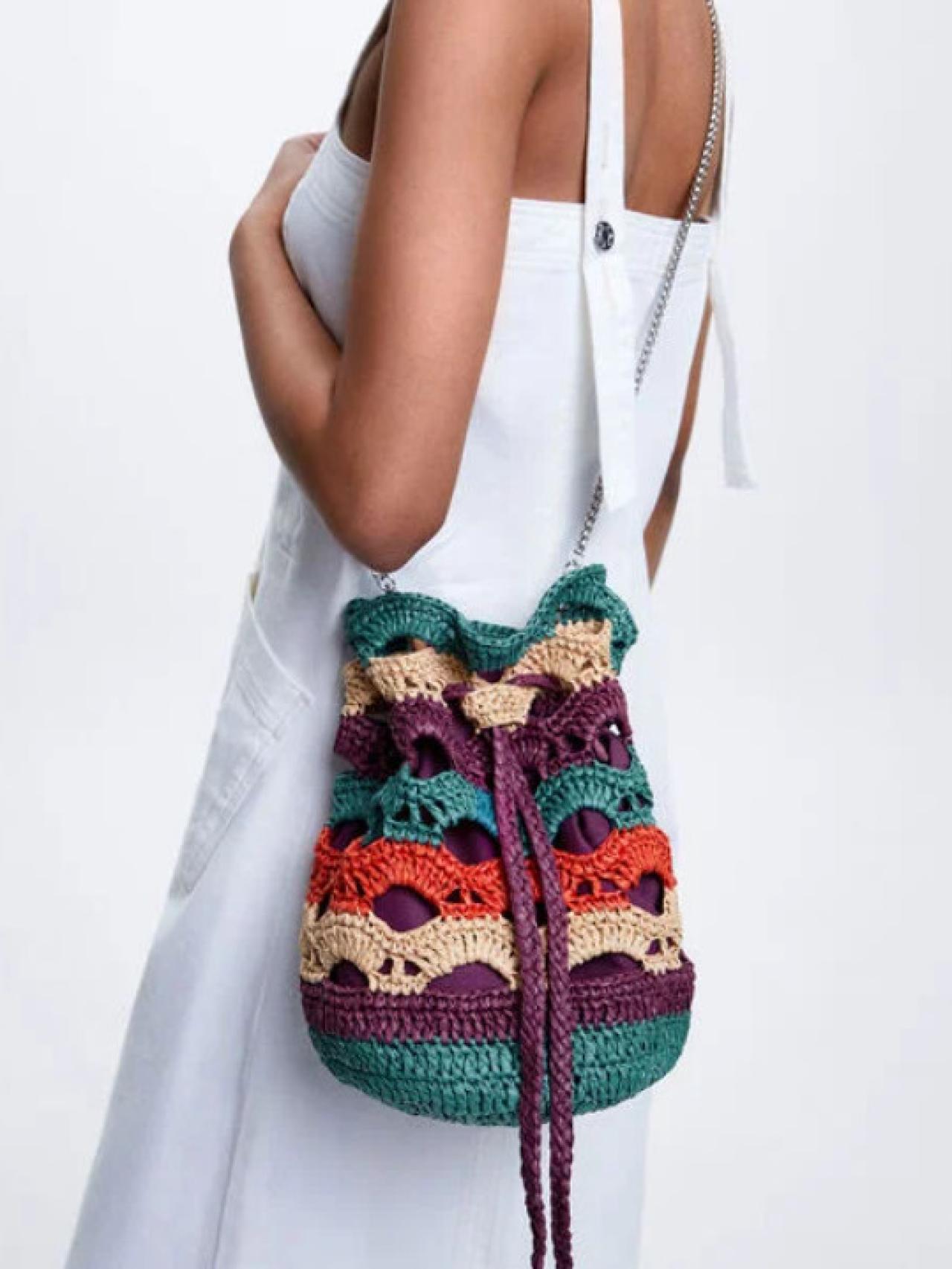 Vuelven los bolsos "naturales": 8 modelos de paja rafia llevarás a la oficina y a la playa