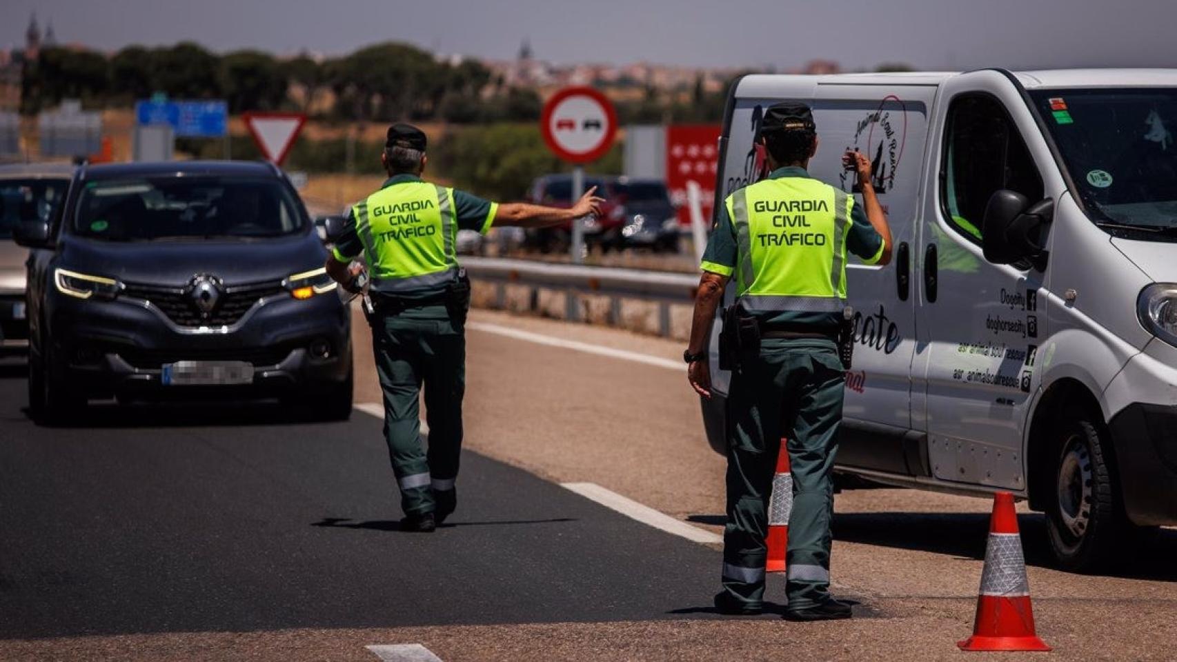 Detención y sanción a conductor DGT