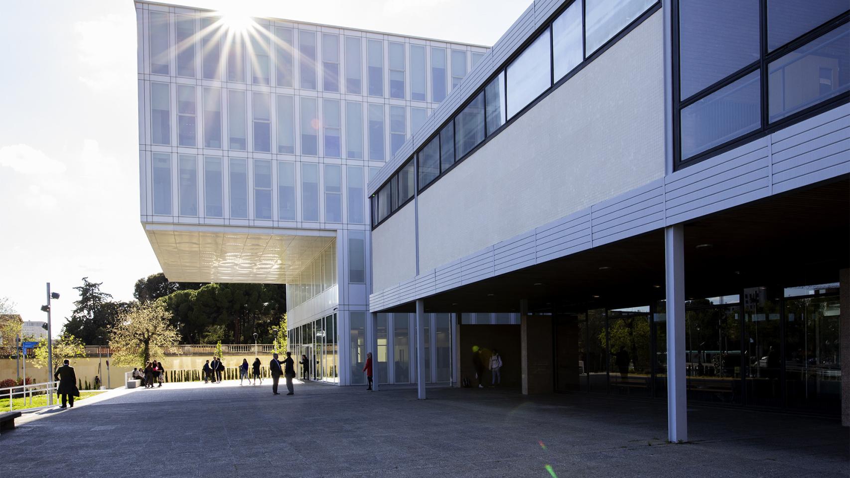 Universidad de Barcelona (UB)