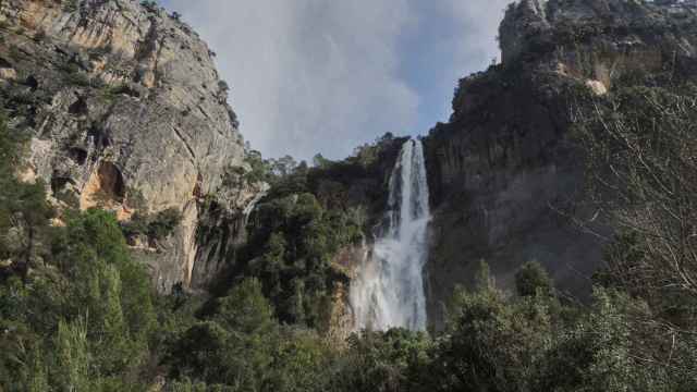 Esta es la cascada más alta de Andalucía y la segunda de España