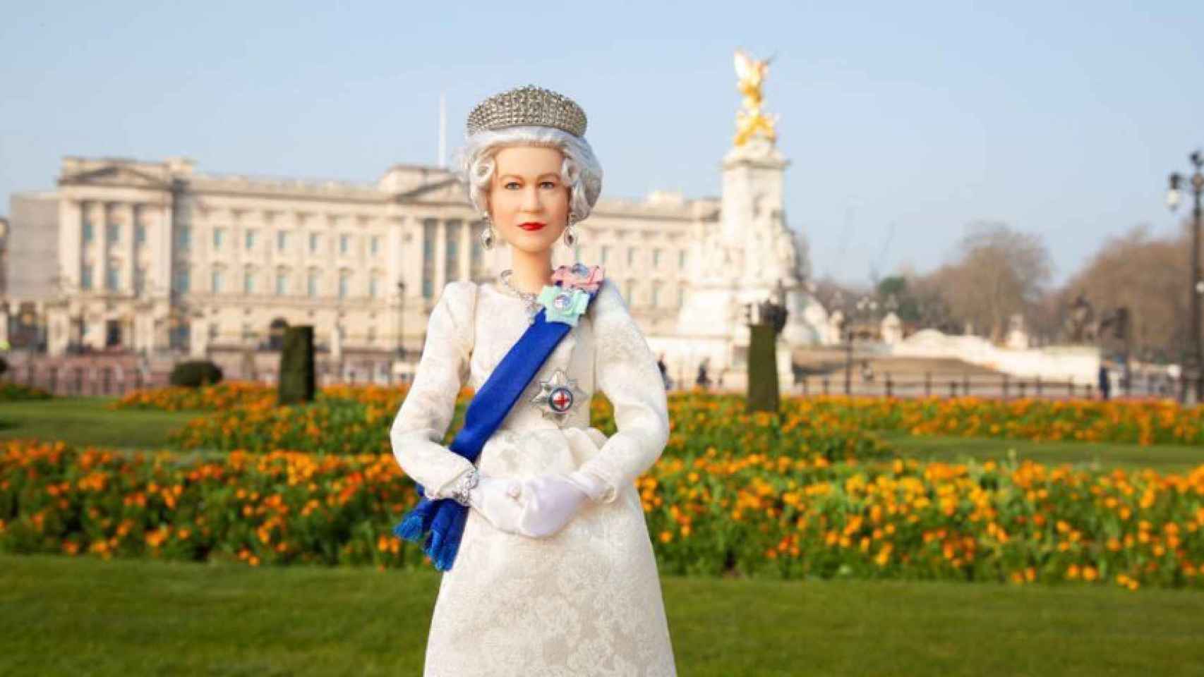 Barbie de la reina Isabel II.
