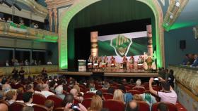 El color verde y blanco se impuso en el Gran Teatro este martes.