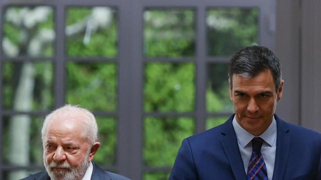 Lula da Silva junto a Pedro Sánchez en la Moncloa.