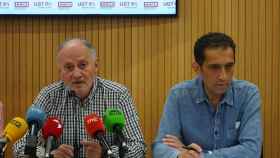 Los secretarios generales de UGT y CCOO en Castilla y León, Faustino Temprano y Vicente Andrés, en una rueda de prensa.