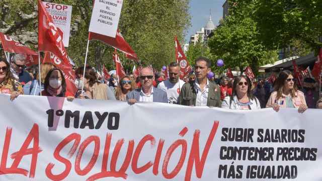 Los dirigentes de UGT y CCOO en Castilla y León, Faustino Temprano y Vicente Andrés, durante la manifestación del 1 de mayo de 2022.