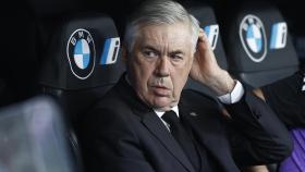 Carlo Ancelotti, en el banquillo del Santiago Bernabéu.