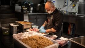 Cocina de un restaurante en España