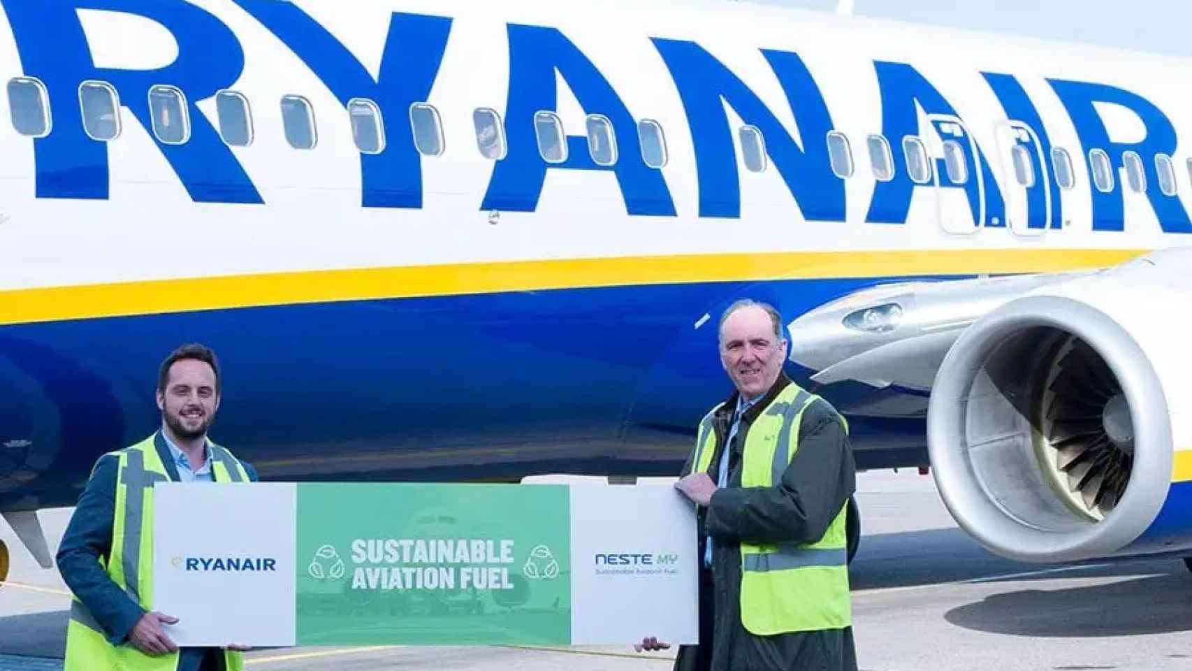 Steven Fitzgerald, Head of Sustainability & Finance en Ryanair, en el aeropuerto de Amsterdam.